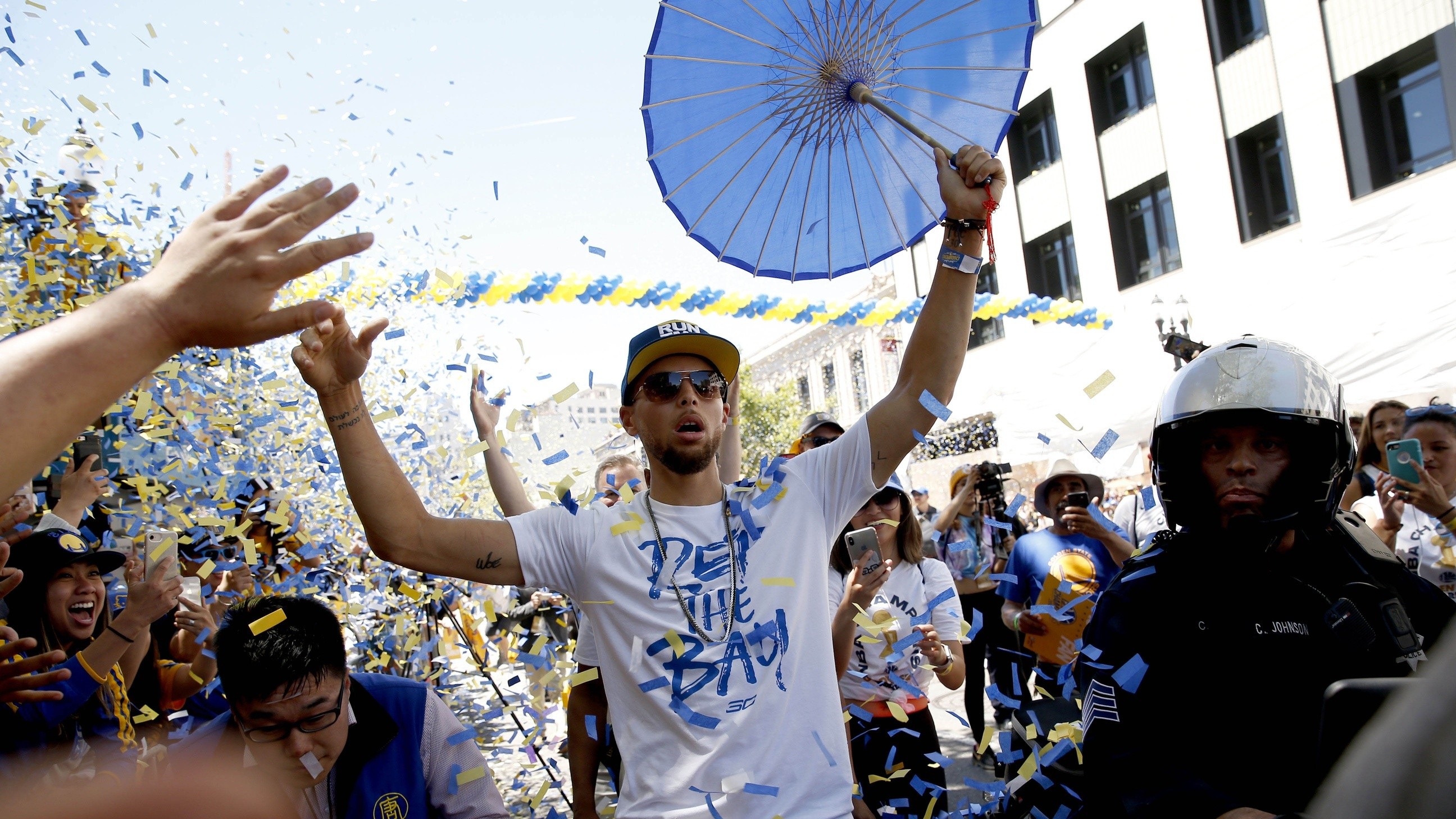 九游在线玩游戏-蒂姆连续七场比赛得分超过挺进下一轮波士顿凯尔特人扳平良机备战NBA季后赛，菲尼克斯太阳赛后防线松动瞬间刷屏的简单介绍